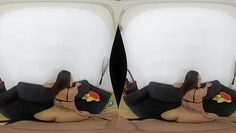 MilfVR - Cassie Knows Best