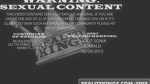 RealityKings - Happy Tugs - Asian masseuse jerking and sucking client - All Hands