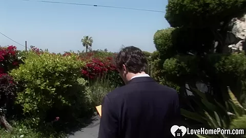 Blonde got her pussy spread with his pecker