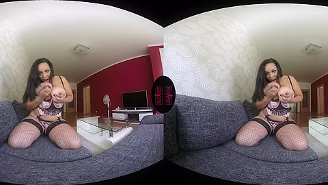Big Ass And Tits Brunette Tease You - VRPussyVision