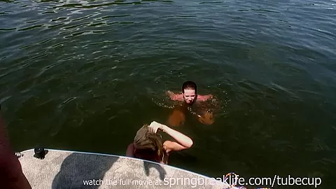 SpringBreakLife Video: Monday Afternoon On A Boat