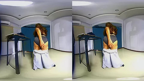 Office Work Is Boring, Better I Fuck Myself - VRPussyVision