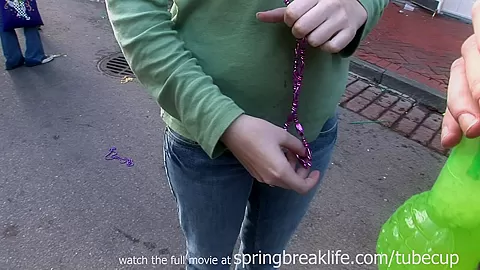SpringBreakLife Video: Mardi Gras Flashers