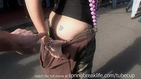 SpringBreakLife Video: Mardi Gras Flashers