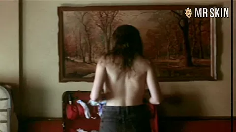 Schumer Pregnancy Boobs and Daryl Hannah's Naughtiest Nudes - Mr.Skin