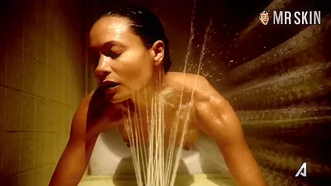 Battle of the Babes: Zoe Saldana vs. Thandie Newton - Mr.Skin