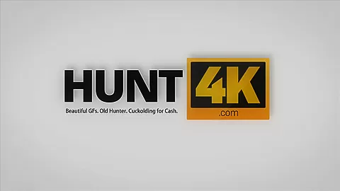 HUNT4K. Sex adventures in private swimming pool