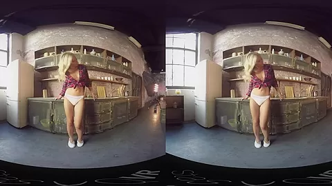 Blonde Strips For Breakfast