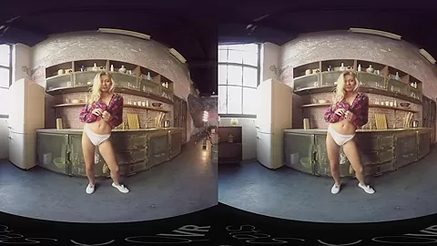 Blonde Strips For Breakfast
