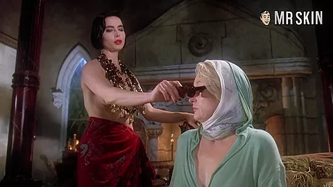 Best of: Isabella Rossellini - Mr.Skin