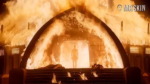 Emilia Clarke Will Make You Go Hand Solo - Mr.Skin