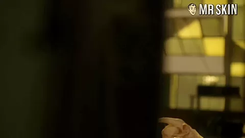 Emilia Clarke Will Make You Go Hand Solo - Mr.Skin