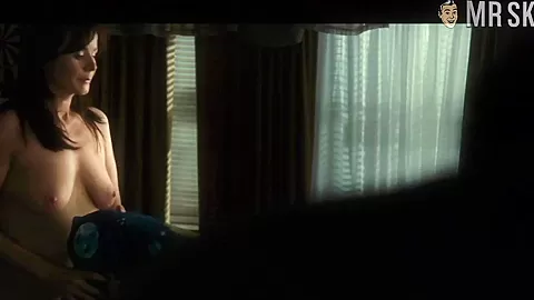 Best Of: Emily Watson - Mr.Skin
