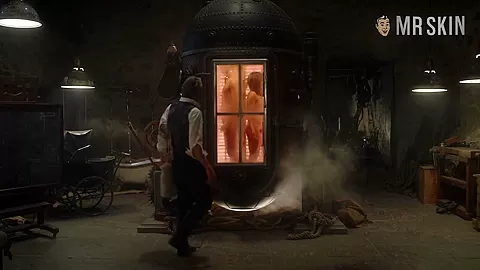 Watchmen Full Frontal, Blissful Lesbian Sex, And More - Mr.Skin
