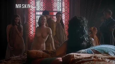 Paz de la Huerta Injects Nudity into Nurse 3D - Mr.Skin