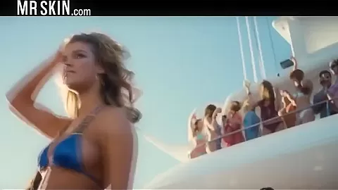 The Entourage Movie Takes Us to the Breast Coast - Mr.Skin
