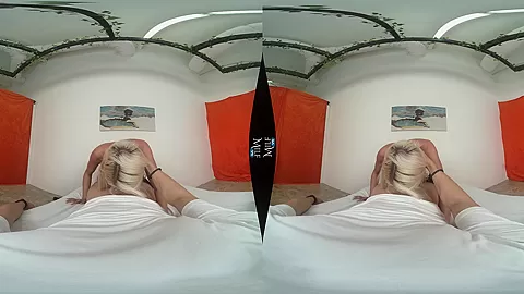 MilfVR - Step mommy Modeling