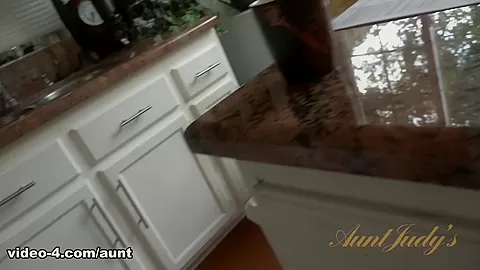 Charlie Daniels in Masturbation Movie - AuntJudys