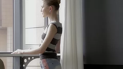 Few minutes after intense massage Eva hardly fucks dick