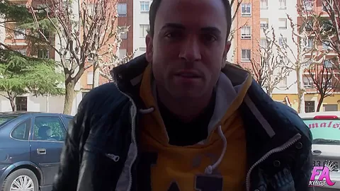 He films his girlfriend and sends us the video