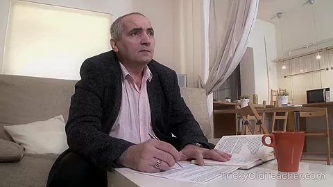 Hottie passes a sex test on the couch