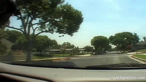 Meeting a beauty outdoors and having a quicky