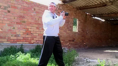 Photo Model Goes The Extra Mile At Work