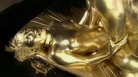 Chained And Fuck In Gold - CosplayInJapan