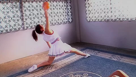 Very Flexible Cheerleader Pleasure Each Other - CosplayInJapan