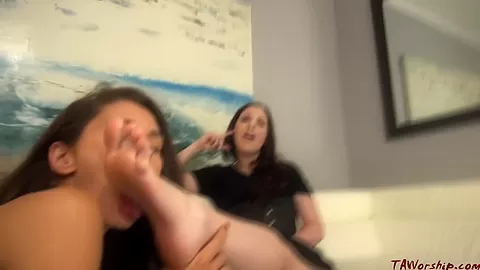Foot Reward - Taworship