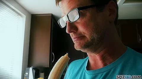 Andy Addams Fucks A Virgin - Spizoo