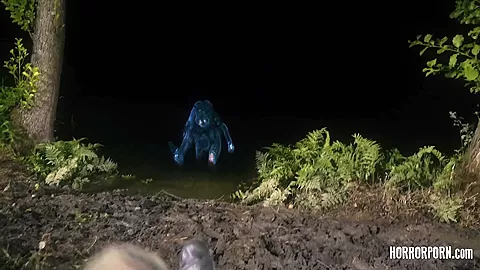 HORRORPORN - Predator Dick Hunter