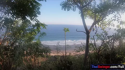 Big ass Thai amateur girlfriend horny sex after being on a beach
