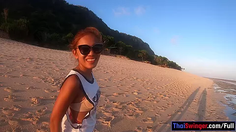 Big ass Thai amateur girlfriend horny sex after being on a beach