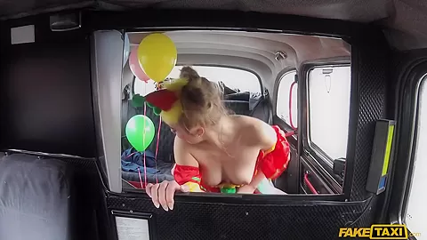 Driver Fucks Cute Valentine Clown - FakeTaxi