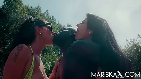 Patty And Mariska Pays The Rent To The Landlord - MariskaX