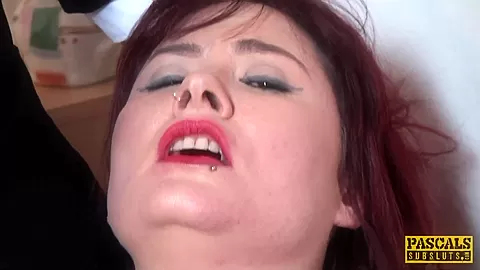 Deepthroated brit slut masturbating