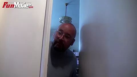 Skinny German teen 18+ sucking Grandpa