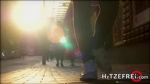 German Porn Officer Goes To Hollywood - Hitzefrei
