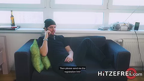Hot Online Date In The Car - Hitzefrei