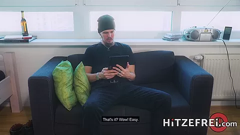 Hot Online Date In The Car - Hitzefrei