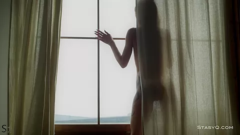 SharonQ Strip Down In This Exclusive Video