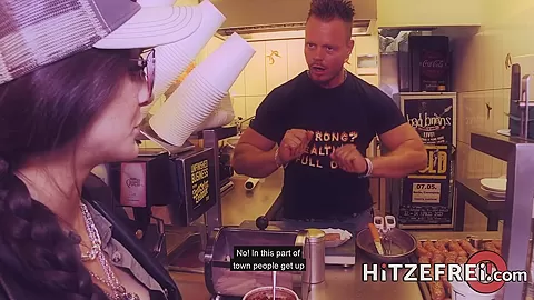 King Of Curry-sausages - With Or Without Intestines? - Hitzefrei