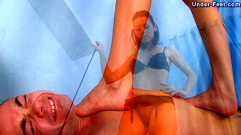 Under-Feet Video: Karolina