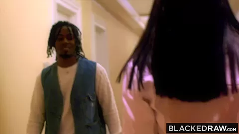 BLACKEDRAW BBC-thirsty Besties Avi & Kira pickup a stranger