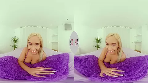 Meeting with Sex Bomb