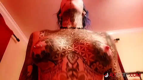 Inked up beauty Amber Luke craves a big cock