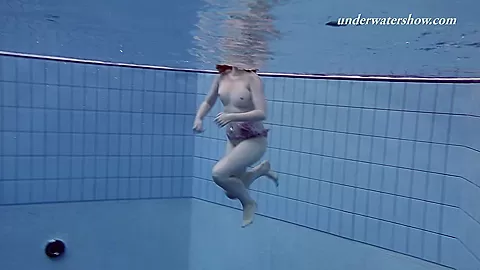 UnderwaterShow Video: Ala and Lenka