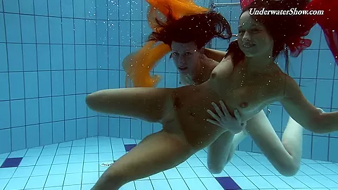 UnderwaterShow Video: Krasula Fedorchuk and Liza Rachinska