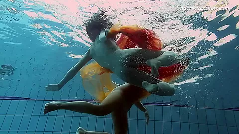 UnderwaterShow Video: Krasula Fedorchuk and Liza Rachinska